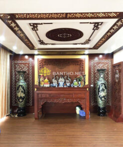 Bàn thờ gỗ tự nhiên loại đẹp chạm Ngũ Phúc