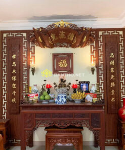 Mẫu phòng thờ gia tiên đẹp cùng cuốn thư