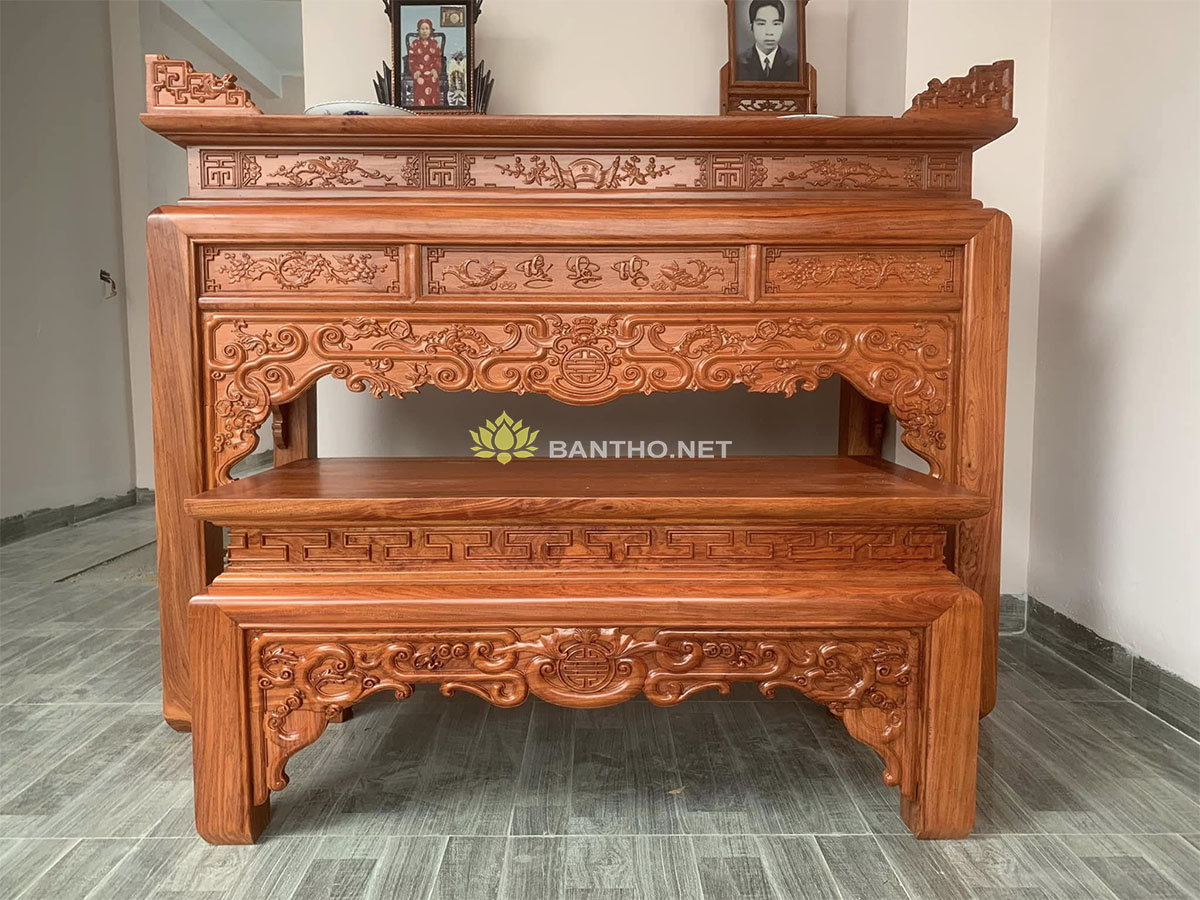 Bàn thờ đẹp Ngũ Phúc mẹ con hạ nền