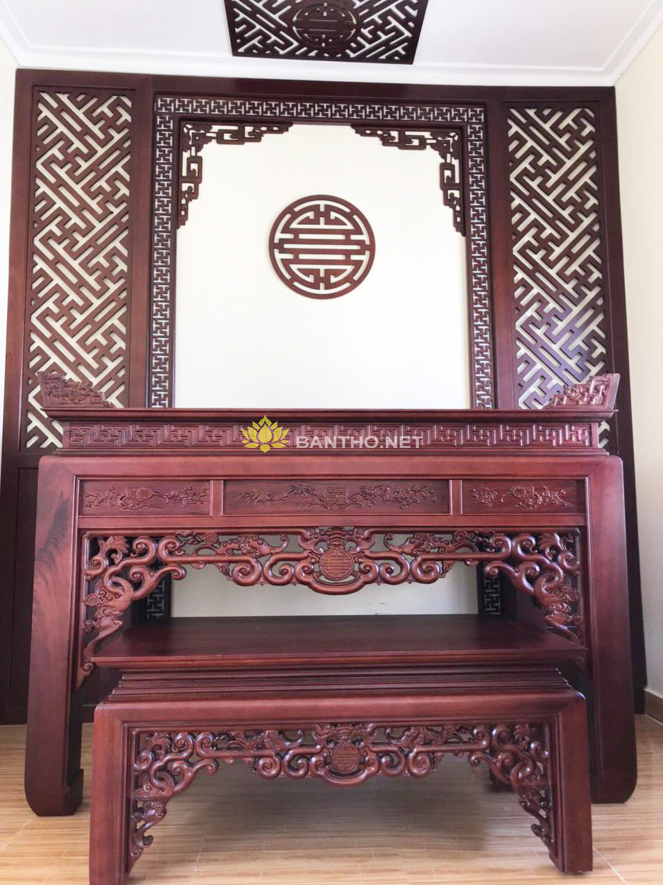 Mẫu Án gian thờ hiện đại ngũ phúc