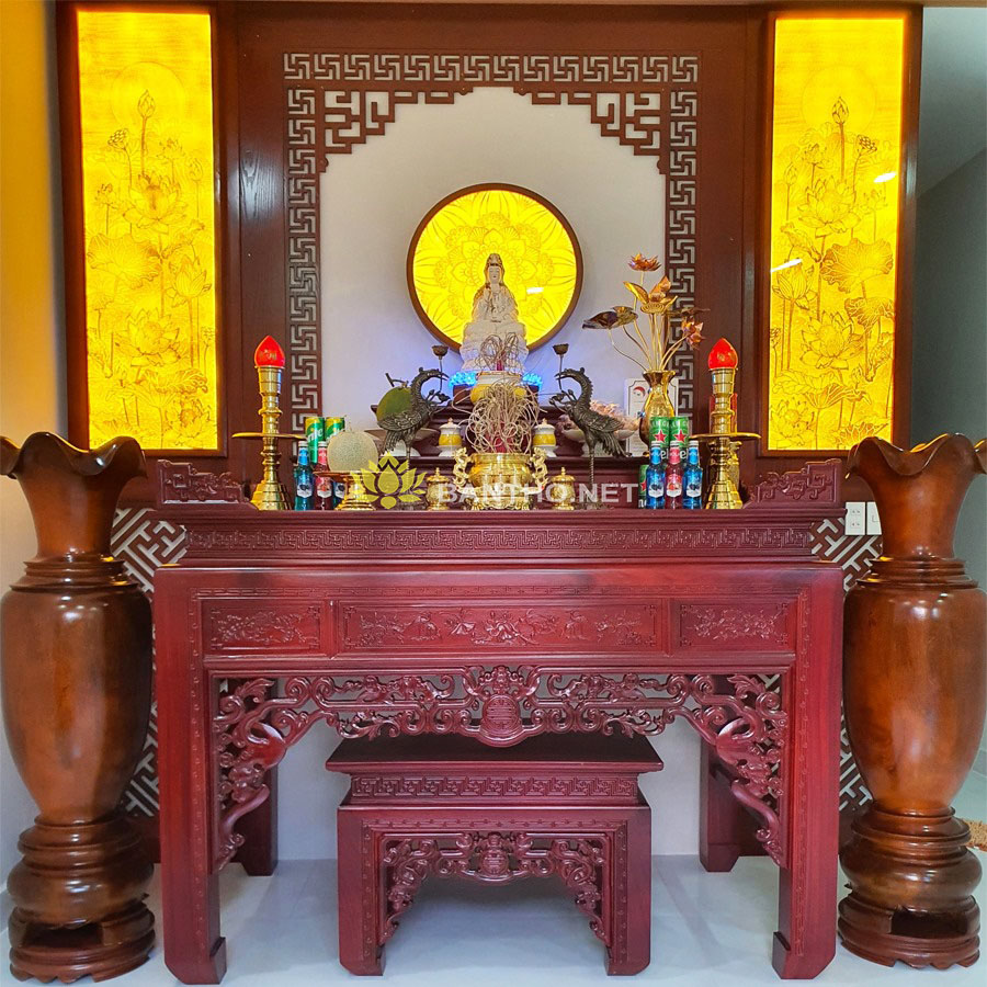 Mẫu bàn thờ phật chung với gia tiên