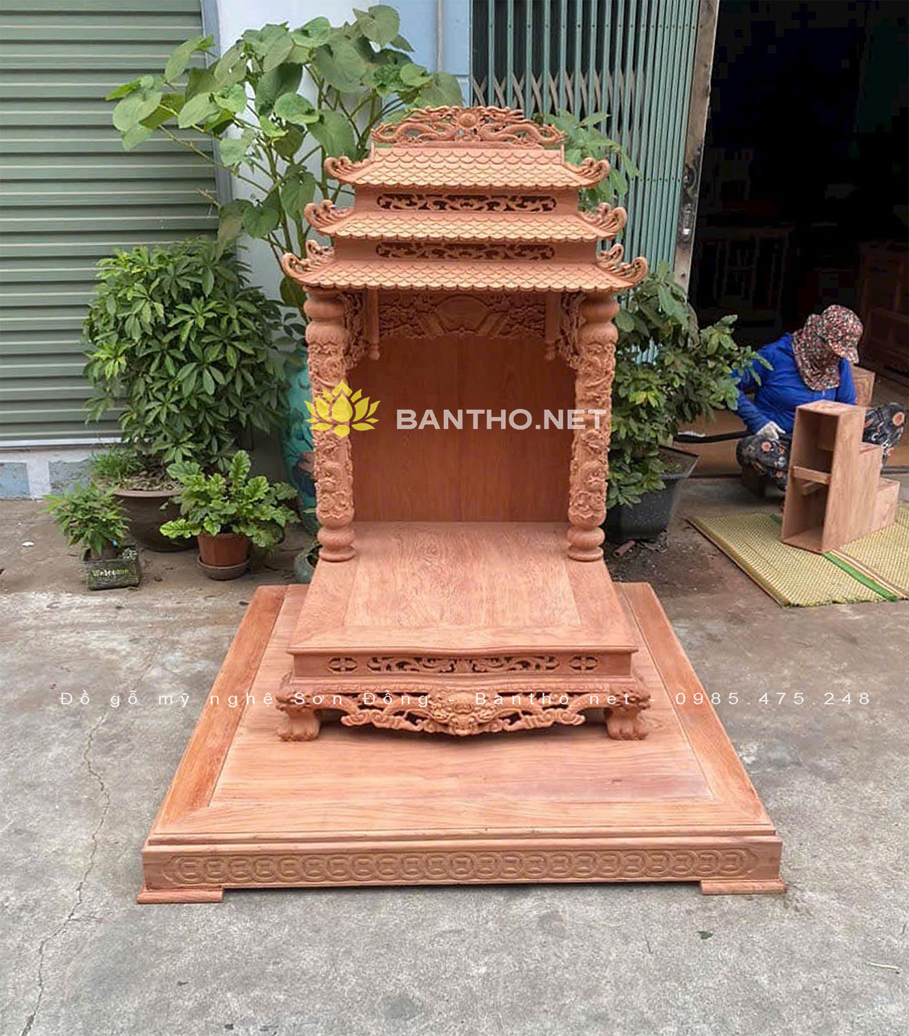 Bàn thờ ông địa mái chùa gỗ hương đá chưa sơn