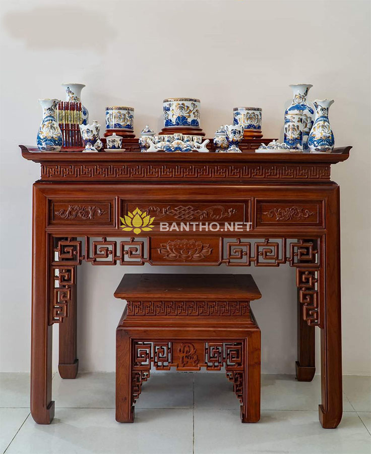 Bàn thờ đứng nhà chung cư