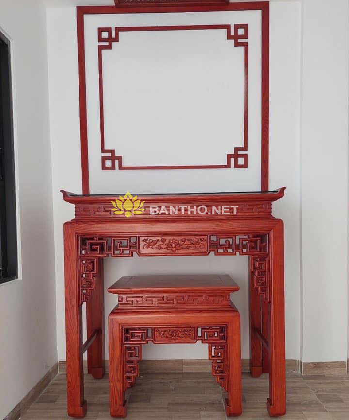 Bàn thờ đứng nhà chung cư hiện đại
