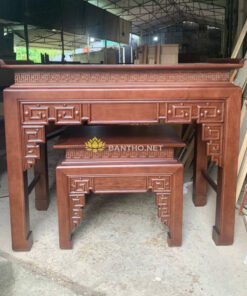 Bẫu bàn thờ Triện trơn đẹp và bàn cơm