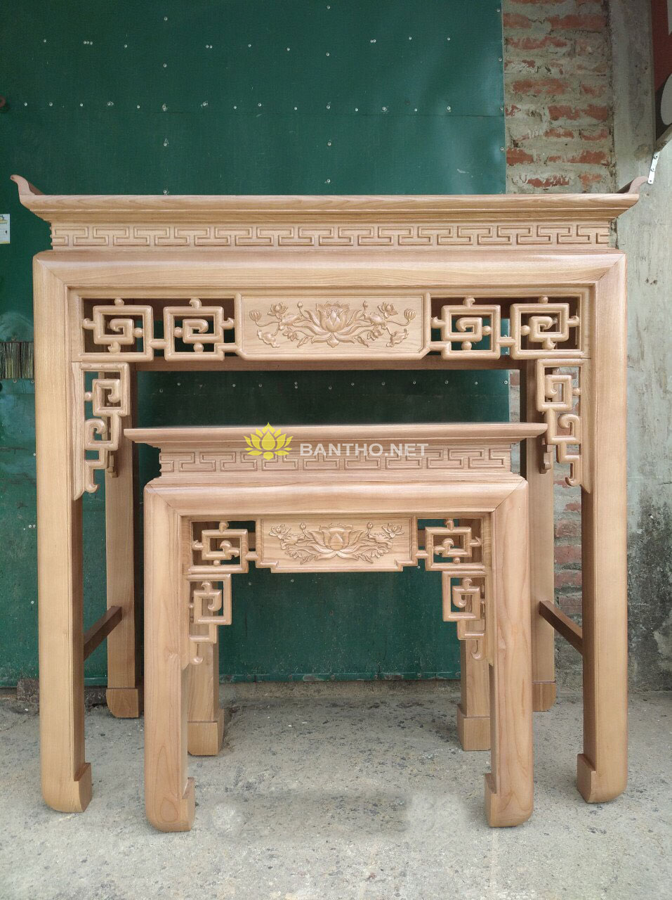 Bàn thờ chung cư