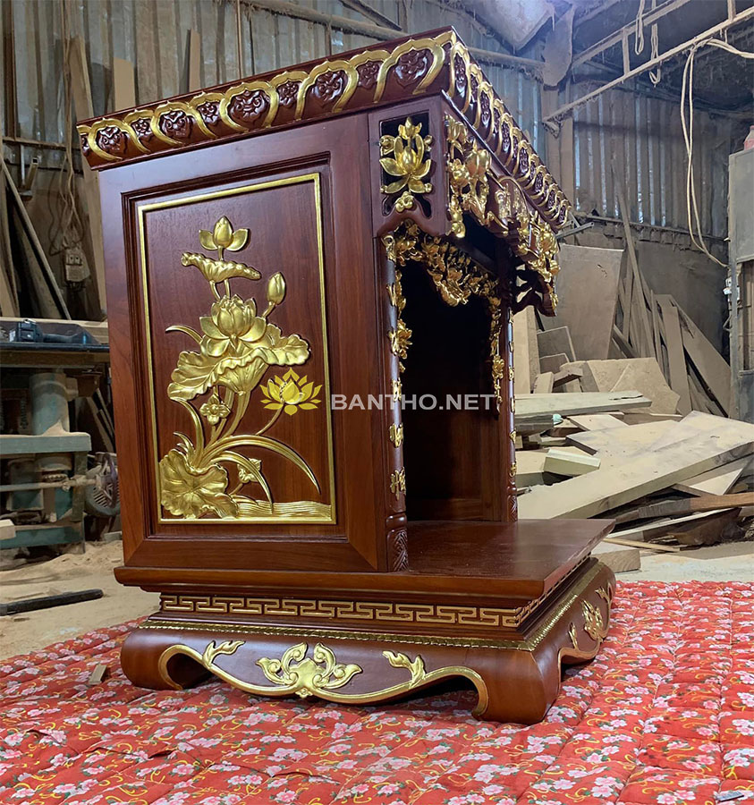bàn thờ ông địa thần tài