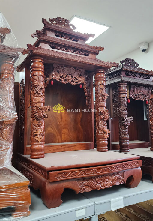 Bàn thờ Thần Tài - Ông địa đẹp mái chùa
