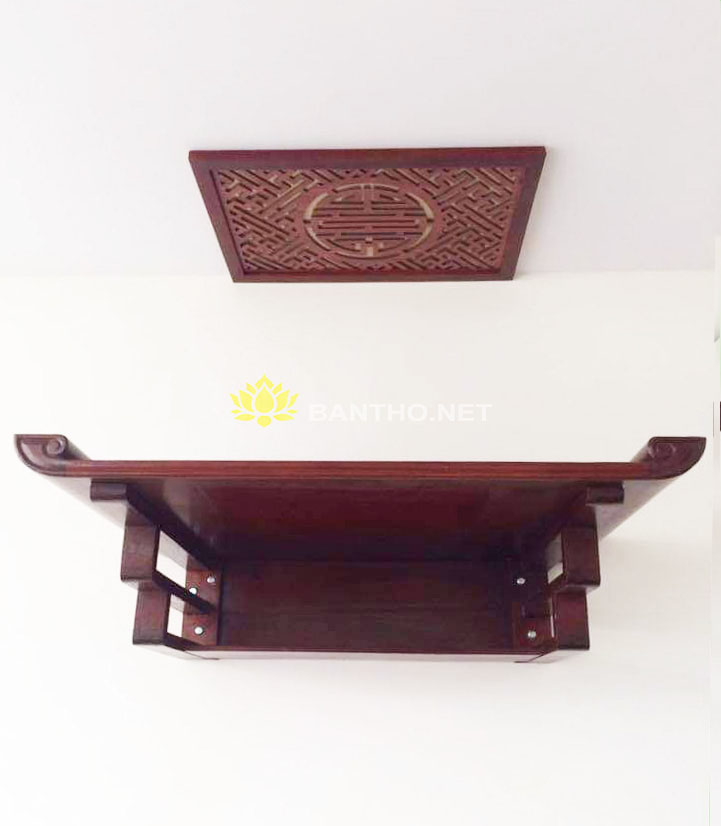 Bàn thờ treo tường nhỏ gọn