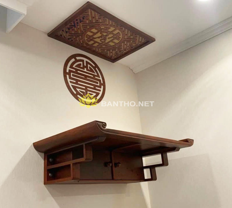 Bàn thờ treo tường nhỏ gọn