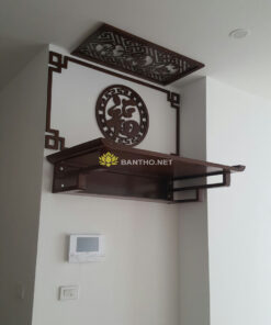 Bàn thờ đơn giản treo tường