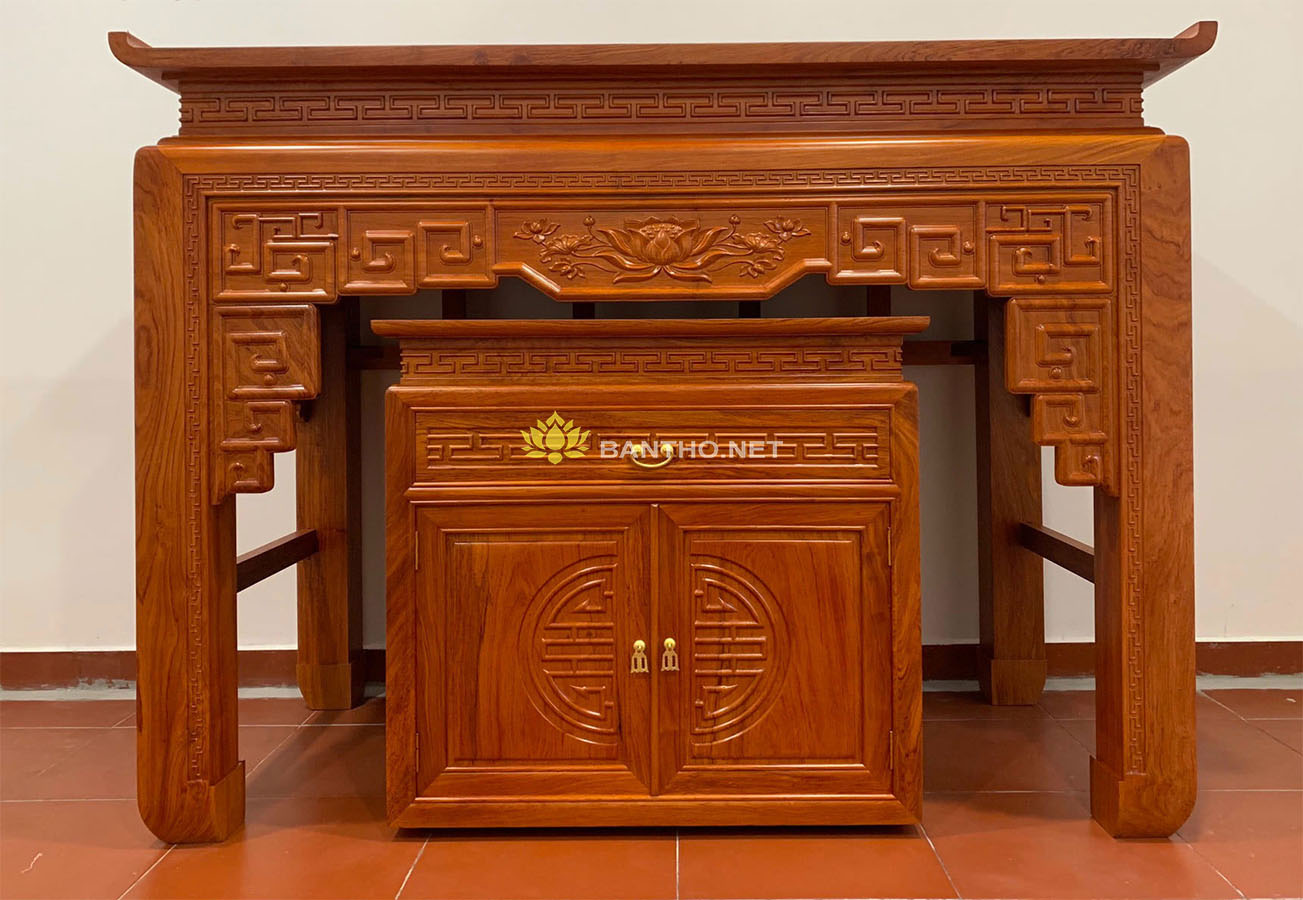 Bàn thờ đứng mẫu Triện và tủ con
