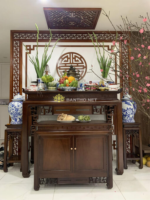 Bàn thờ gỗ đẹp hiện đại