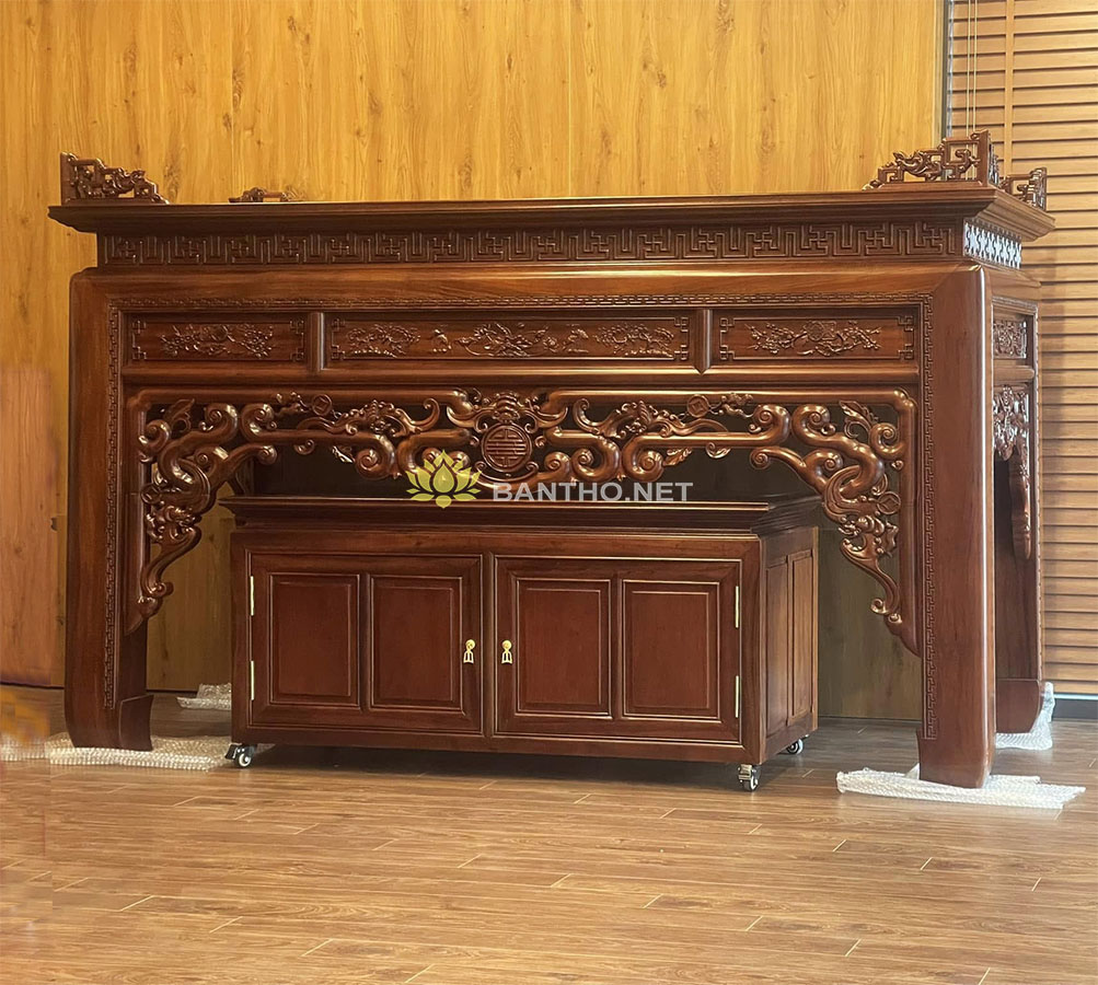 Bàn thờ bằng gỗ Gụ và tủ con
