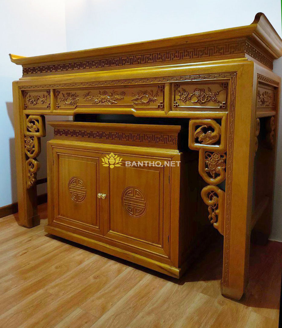 Bàn thờ Triện ngũ phúc và tủ thờ nhỏ