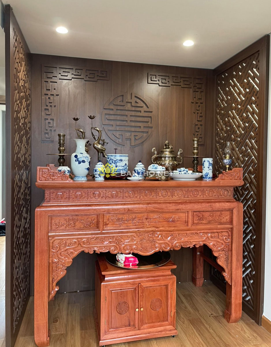 Mẫu bàn thờ gỗ Hương