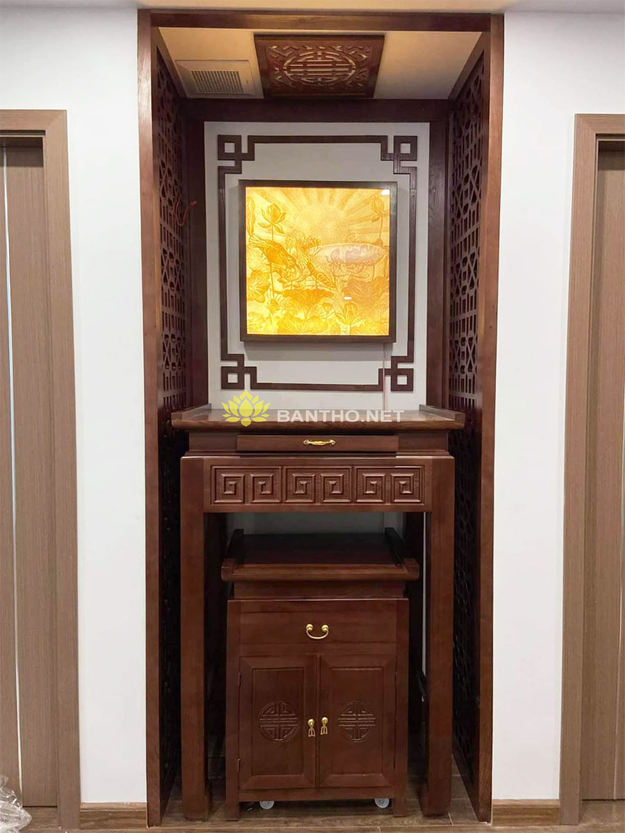 Bàn thờ hình Triện có ngăn kéo