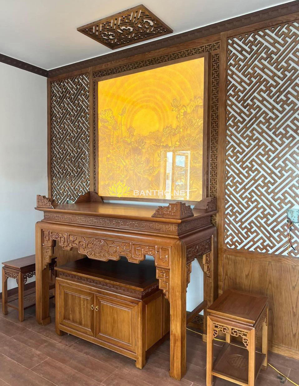 Mẫu bàn thờ Dơi Triện