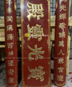 Hoành phi câu đối máng nền son