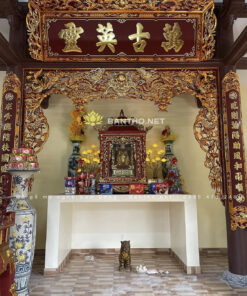 Hoành phi câu đối thờ Thánh trên phượng dưới lân