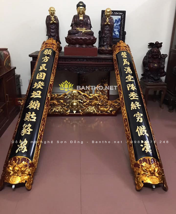 Câu đối thờ sơn mài nền then chùi