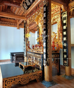 Hoành phi câu đối nhà thờ họ cùng ban thờ ô xa
