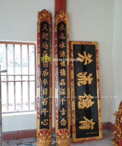 Bộ hoành phi câu đối máng bằng gỗ nền then