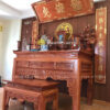 Hoành phi câu đối gỗ Hương và bàn thờ gia tiên