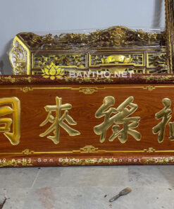 Hoành phi bàn thờ gia tiên