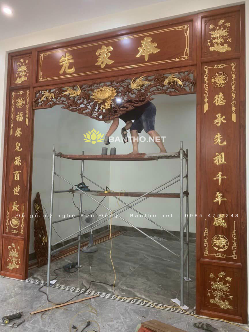 Vách ngăn cửa võng và bộ hoành phi câu đối sơn PU