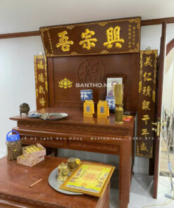 Hoành phi câu đối phẳng nền son