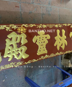 Hoành phi nền son chùi