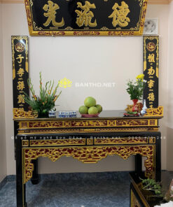 Mẫu hoành phi câu đối thờ gia tiên đẹp cùng bàn thờ